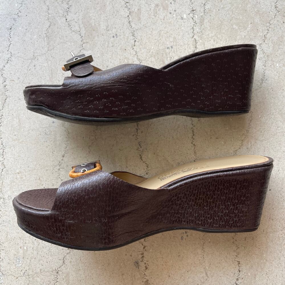 Salvatore Ferragamo Vintage Brown Leather Buckle Wedges Sandals Women's Size 8.5 - Picture 8 of 16